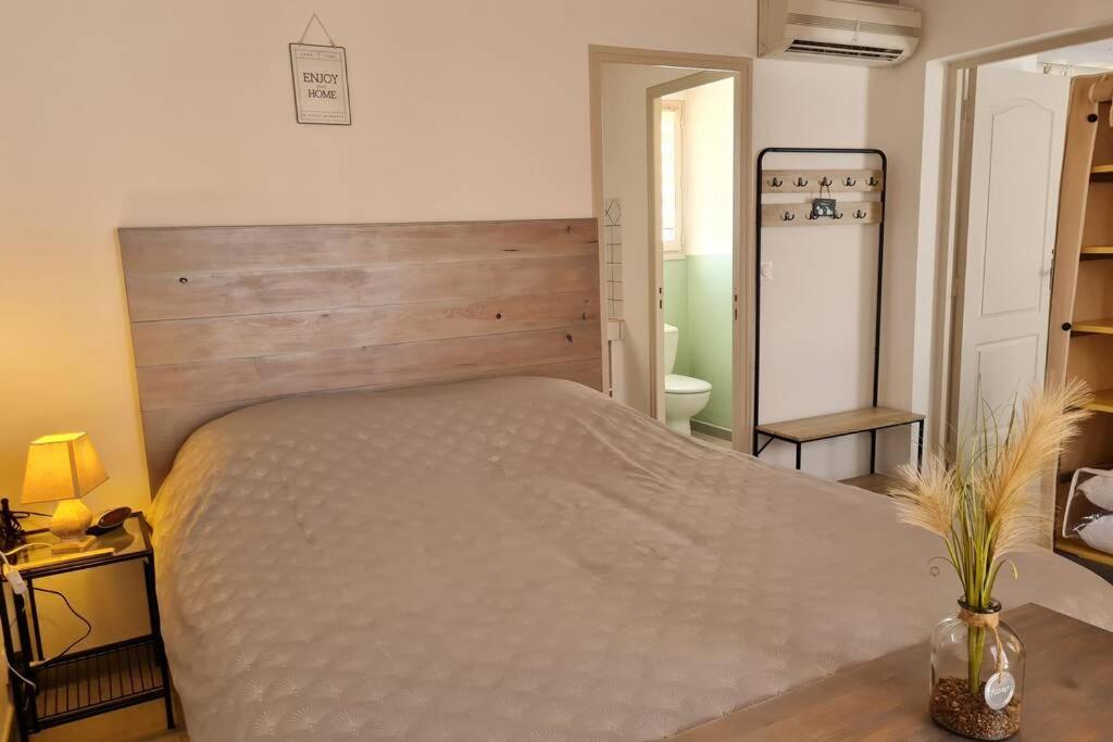 Appart Cosy Avec Son Exterieur Chaleureux,Piscine Et Parking Prive 퐁비에이유 외부 사진